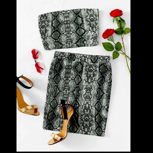 Strapless two piece dress - Picture 2 of 2